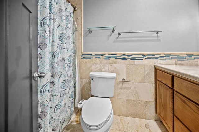 2015 RONALD CIRCLE, Seffner, FL 33584