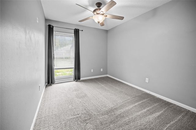 2015 RONALD CIRCLE, Seffner, FL 33584