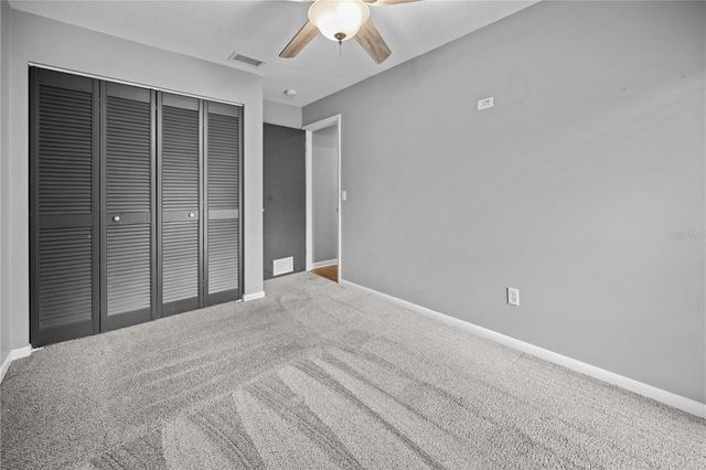 2015 RONALD CIRCLE, Seffner, FL 33584