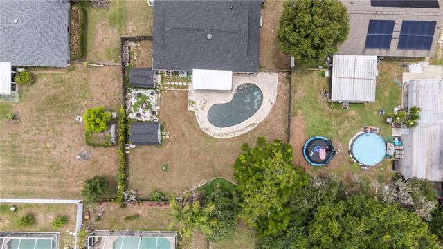 2015 RONALD CIRCLE, Seffner, FL 33584