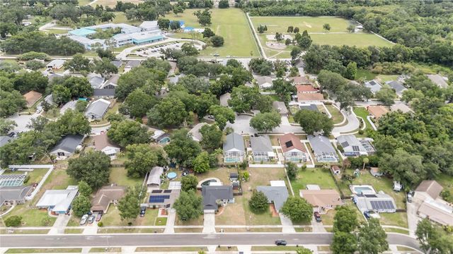 2015 RONALD CIRCLE, Seffner, FL 33584