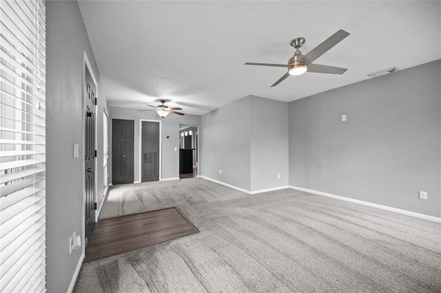 2015 RONALD CIRCLE, Seffner, FL 33584