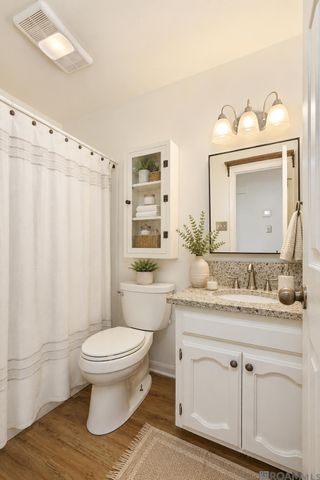 2033 Parlange Dr, Gonzales, LA 70737