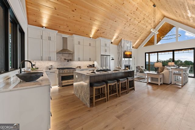 261 Big Valley Drive, Morganton, GA 30560