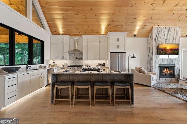 261 Big Valley Drive, Morganton, GA 30560