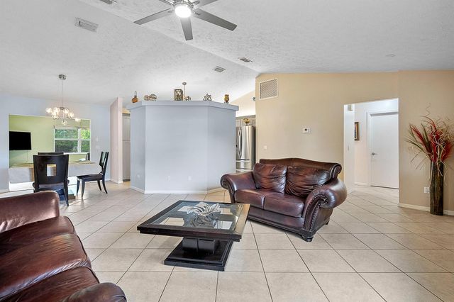4525 NW Glazbrook Street, Port St Lucie, FL 34983