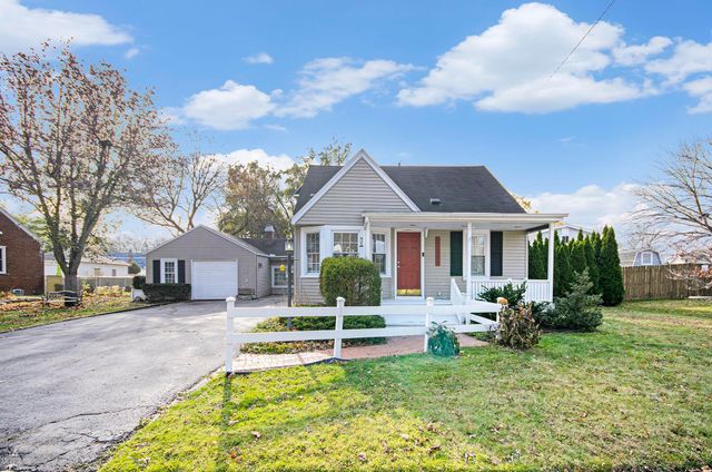 21622 Trombly Street, St Clair Shores, MI 48080