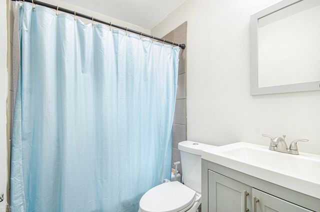 21622 Trombly Street, St Clair Shores, MI 48080