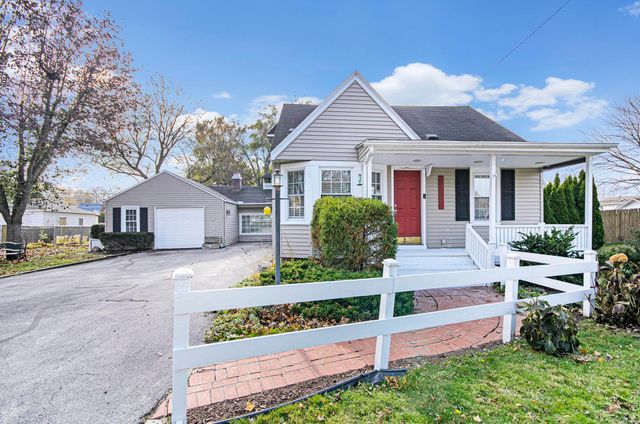 21622 Trombly Street, St Clair Shores, MI 48080