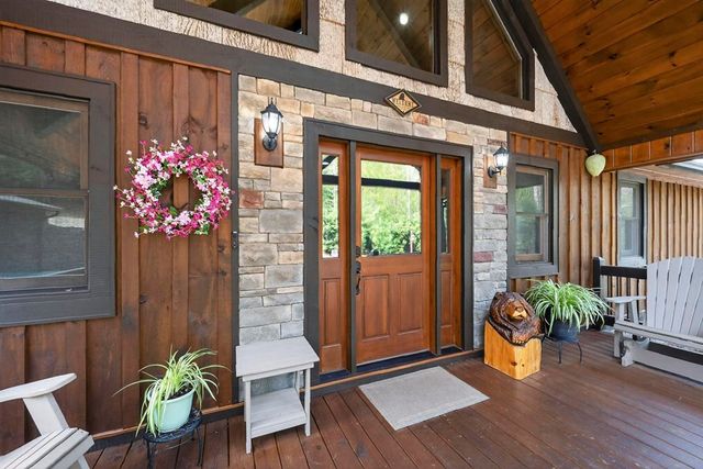 327 Hooch Holler Lane, Morganton, GA 30560
