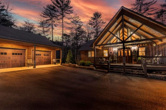 327 Hooch Holler Lane, Morganton, GA 30560