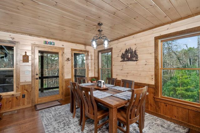327 Hooch Holler Lane, Morganton, GA 30560