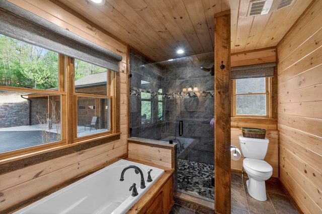 327 Hooch Holler Lane, Morganton, GA 30560