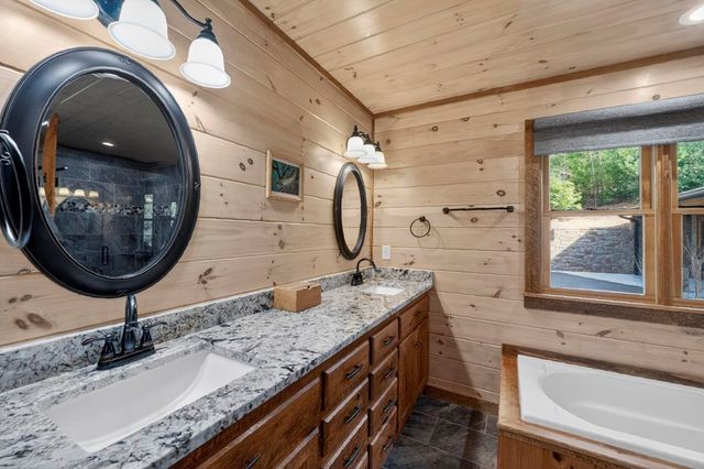 327 Hooch Holler Lane, Morganton, GA 30560