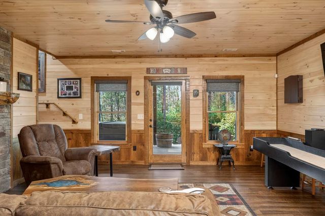 327 Hooch Holler Lane, Morganton, GA 30560