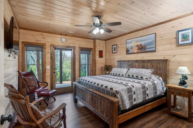 327 Hooch Holler Lane, Morganton, GA 30560