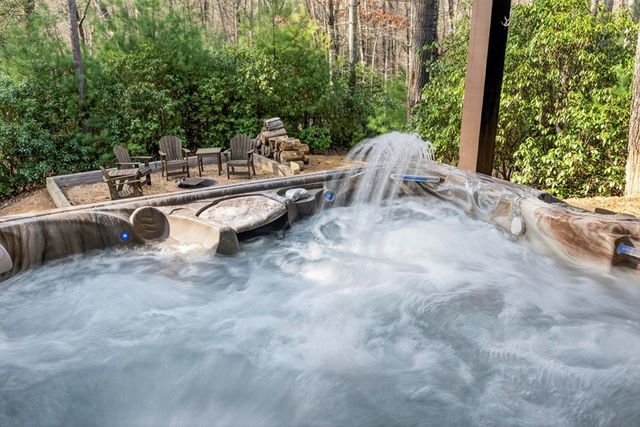 327 Hooch Holler Lane, Morganton, GA 30560