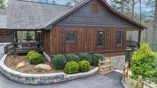 327 Hooch Holler Lane, Morganton, GA 30560
