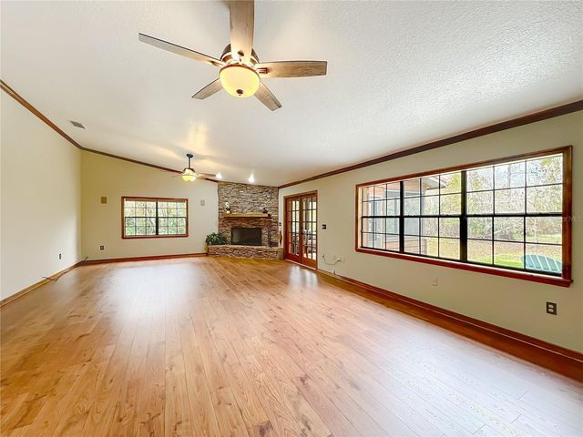 372 WEKIVA PARK DRIVE, Sanford, FL 32771