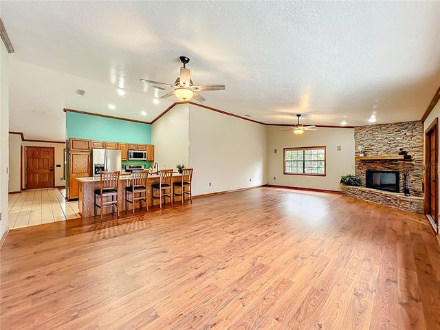 372 WEKIVA PARK DRIVE, Sanford, FL 32771