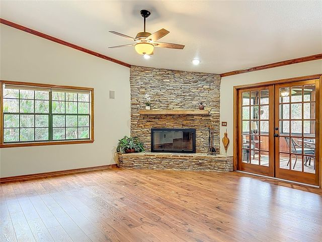 372 WEKIVA PARK DRIVE, Sanford, FL 32771