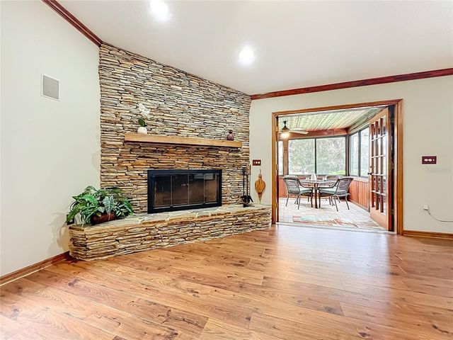 372 WEKIVA PARK DRIVE, Sanford, FL 32771