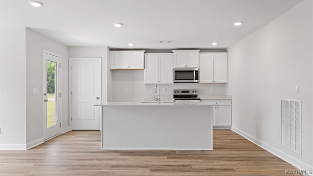 3329 Knotts Drive, Montgomery, AL 36116