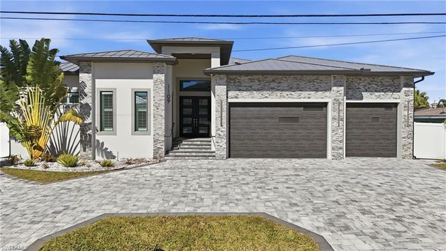 1109 Lenox CT, Cape Coral, FL 33904