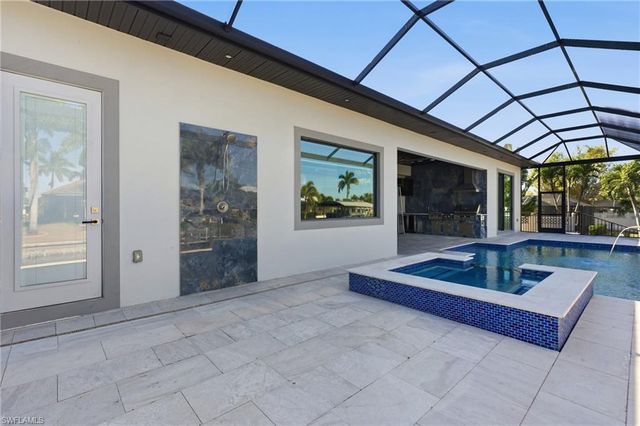 1109 Lenox CT, Cape Coral, FL 33904