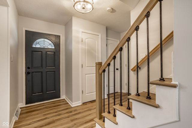 11127 Haverstick Road, Carmel, IN 46033