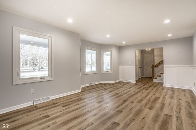 11127 Haverstick Road, Carmel, IN 46033