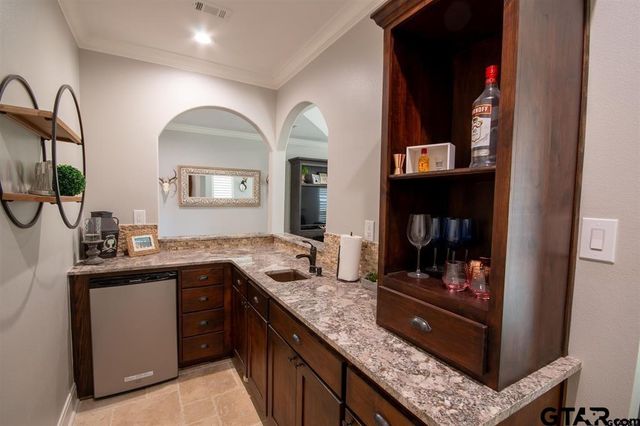 501 Maji Rd, Whitehouse, TX 75791