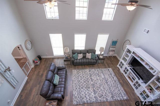 501 Maji Rd, Whitehouse, TX 75791