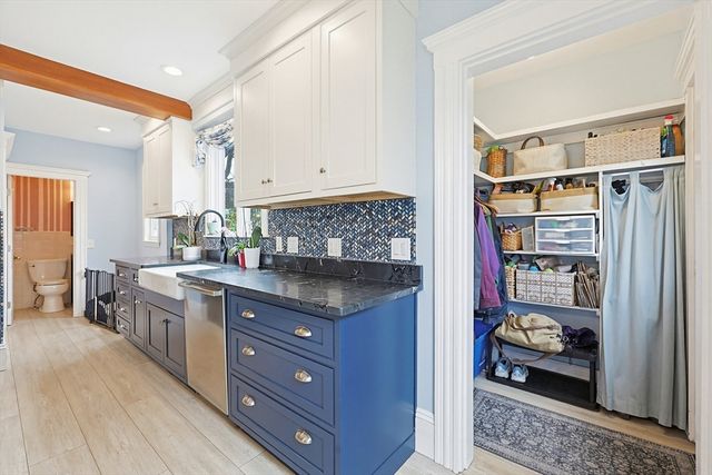 63 Walker Rd, Swampscott, MA 01907