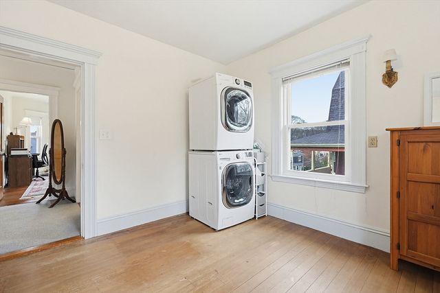 63 Walker Rd, Swampscott, MA 01907