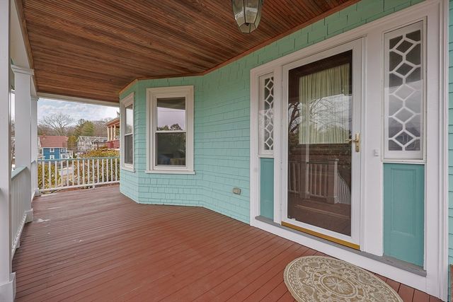 63 Walker Rd, Swampscott, MA 01907