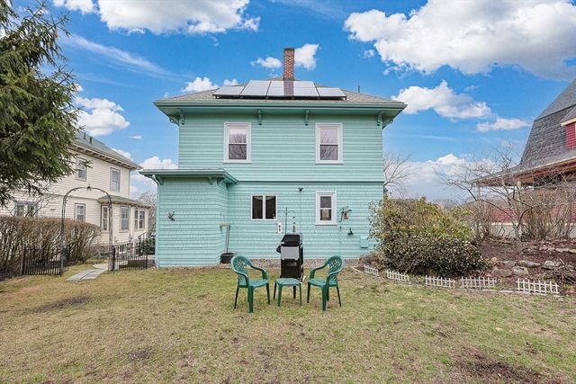 63 Walker Rd, Swampscott, MA 01907