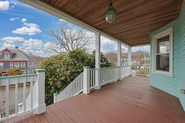 63 Walker Rd, Swampscott, MA 01907