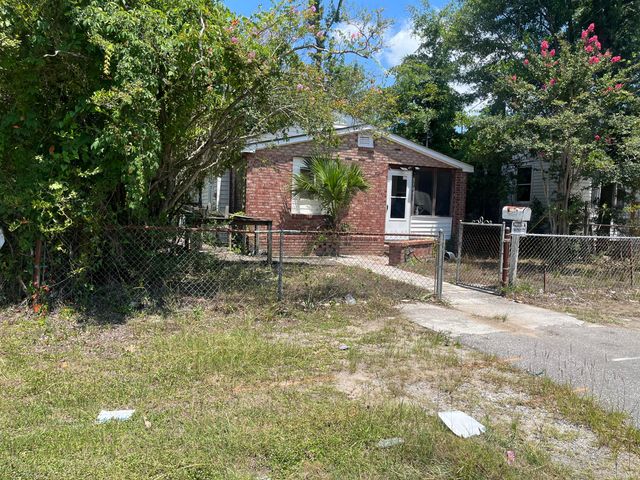 3104 Accabee Road, North Charleston, SC 29405