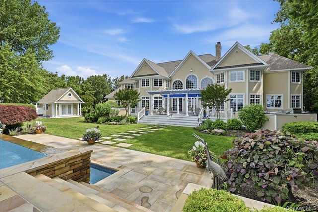 14 Woodcock Lane, Old Field, NY 11733