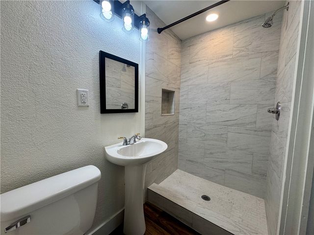 1201 N Boston Place, Russellville, AR 72801