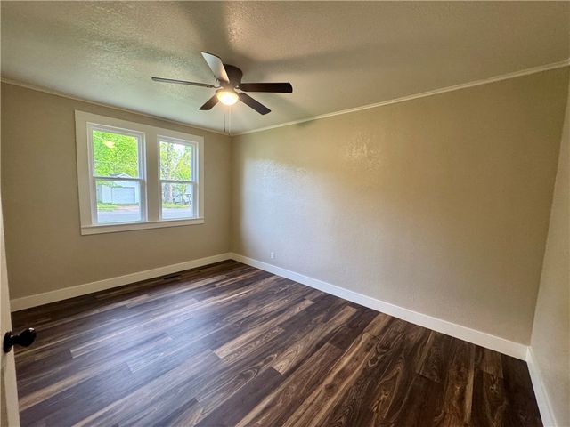 1201 N Boston Place, Russellville, AR 72801