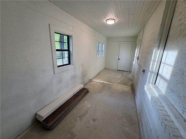 1201 N Boston Place, Russellville, AR 72801