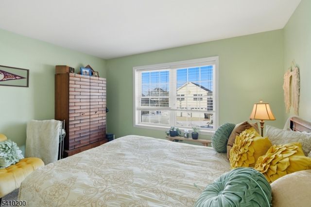 154 N Spinnaker Dr, Little Egg Harbor Twp., NJ 08087