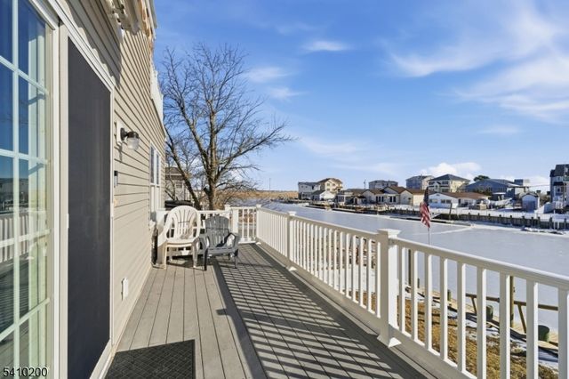 154 N Spinnaker Dr, Little Egg Harbor Twp., NJ 08087