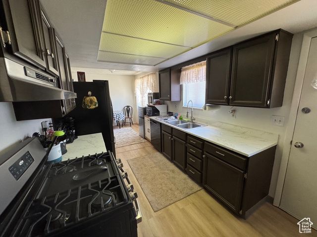 527 W PALISADE DR, Moab, UT 84532