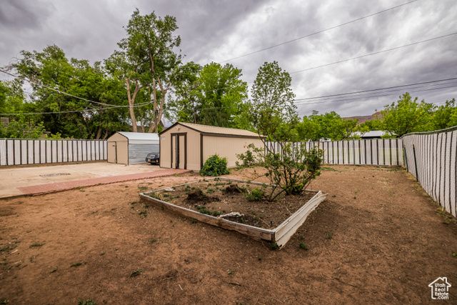 527 W PALISADE DR, Moab, UT 84532