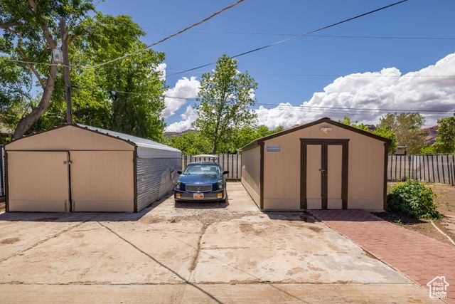 527 W PALISADE DR, Moab, UT 84532