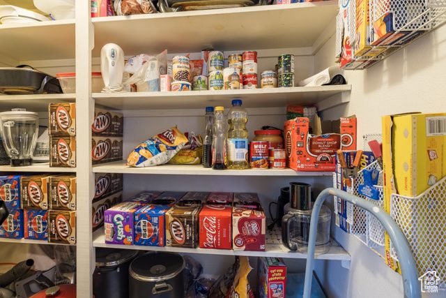 527 W PALISADE DR, Moab, UT 84532