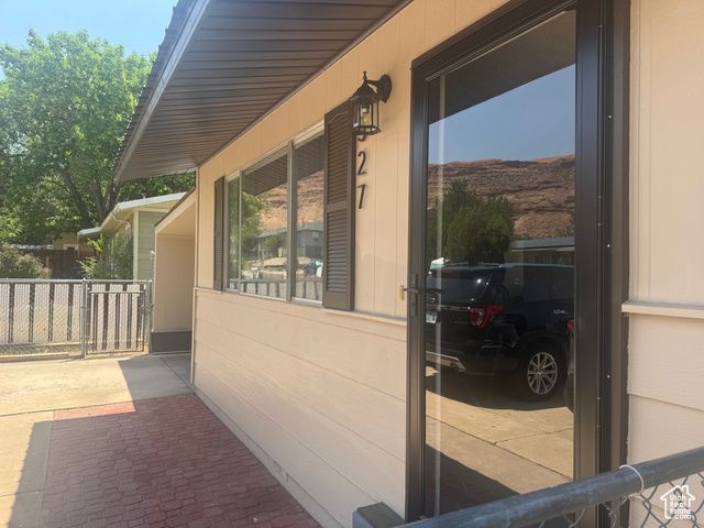 527 W PALISADE DR, Moab, UT 84532